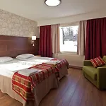 Lapland Sirkantaehti 4* Levi