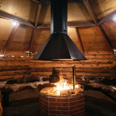 Lapland Sirkantaehti 4*