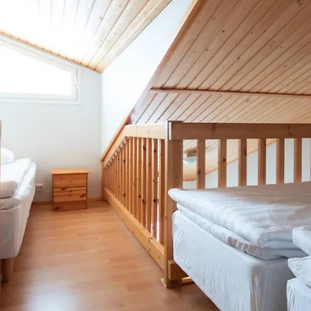 Lapland Sirkantaehti فندق ليفي
