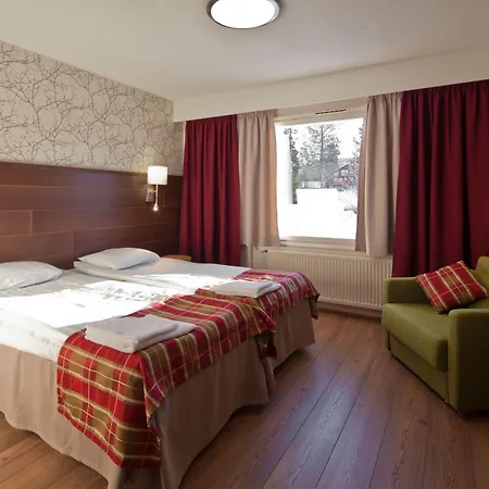 Lapland Sirkantaehti 4* לוי