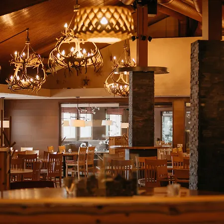 Lapland Sirkantaehti Hotel Levi