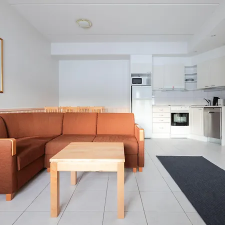 Hotel Lapland Sirkantaehti 4*