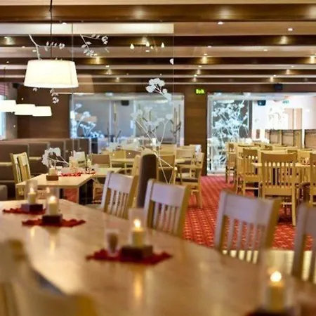 Hotel Lapland Sirkantähti Levi